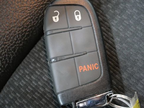 Used 2025 Jeep Compass Trailhawk AWD/4WD image 27