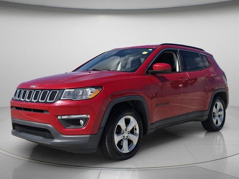 Used 2019 Jeep Compass Latitude w/ Safety & Security Group FWD image 9