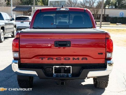 Used 2021 Toyota Tacoma SR5 image 8