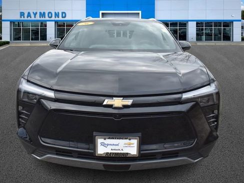 Used 2024 Chevrolet Blazer EV LT AWD/4WD image 9
