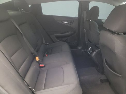 Used 2020 Chevrolet Malibu LT FWD image 19