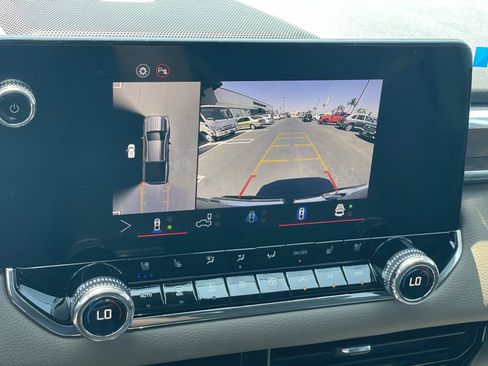 New 2026 GMC Canyon Denali w/ LPO, Denali Black Edition AWD/4WD image 15