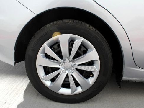 Used 2022 Subaru Impreza 2.0i image 31