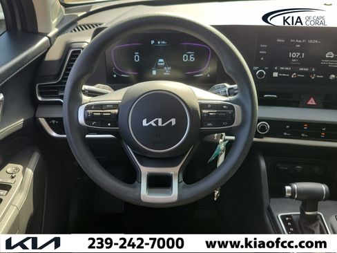 Certified 2025 Kia Sportage LX FWD image 16