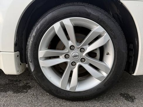 Used 2012 Nissan Altima 3.5 SR w/ Sport Pkg FWD image 16