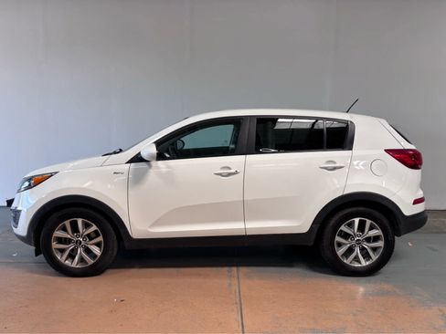 Used 2015 Kia Sportage LX AWD/4WD image 2