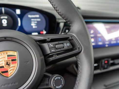 New 2026 Porsche Macan GTS Electric AWD/4WD image 21