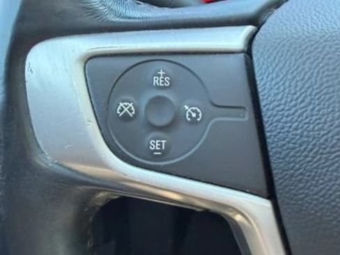Used 2017 GMC Acadia SLT AWD/4WD image 19