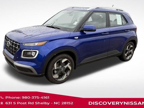 Used 2023 Hyundai Venue Limited image 1