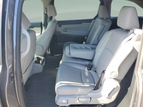 Certified 2023 Honda Odyssey EX-L image 23