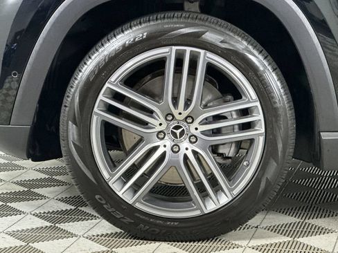Certified 2026 Mercedes-Benz GLS 450 4MATIC image 35