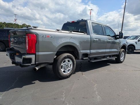 Used 2025 Ford F250 XLT AWD/4WD image 4
