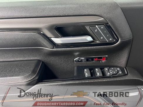 Used 2023 GMC Sierra 1500 AT4 w/ Technology Package AWD/4WD image 25