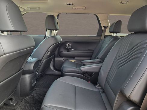 Used 2026 Hyundai Palisade SEL FWD image 13