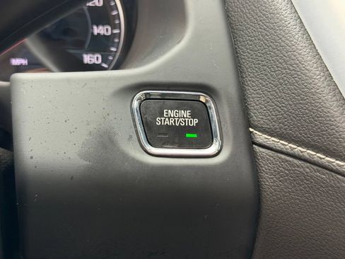 Used 2023 GMC Acadia SLE w/ Driver Convenience Package FWD image 30
