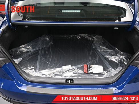New 2026 Toyota Camry SE FWD image 29