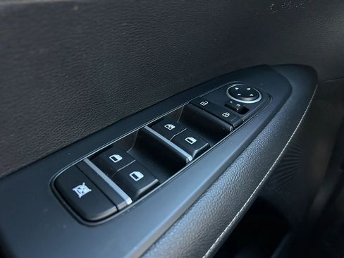 Used 2023 Kia Forte GT-Line w/ GT-Line Technology Package FWD image 8