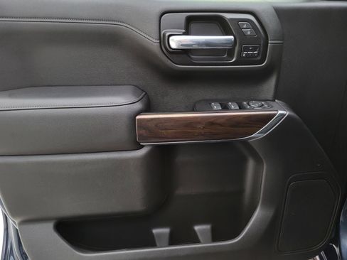 Used 2022 GMC Sierra 1500 SLT image 13