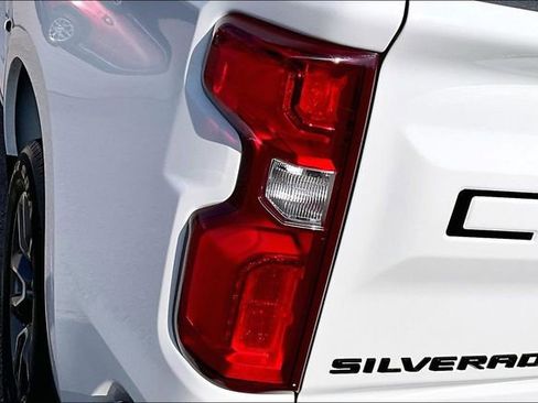 Used 2021 Chevrolet Silverado 1500 RST w/ LPO, Dark Essentials Package image 31