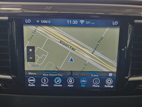 Used 2019 Chrysler Pacifica Touring Plus w/ S Appearance Package FWD image 5