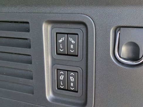 New 2026 Buick Enclave Avenir w/ Super Cruise Package image 15