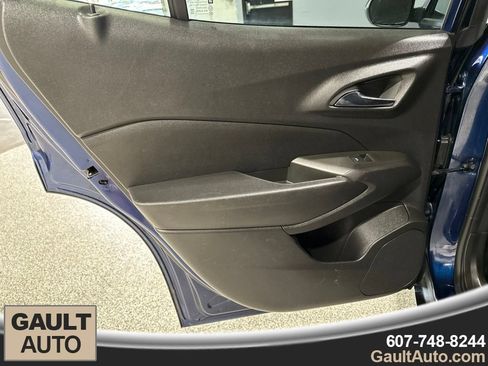 Used 2024 Chevrolet Trax LT w/ Driver Confidence Package FWD image 13