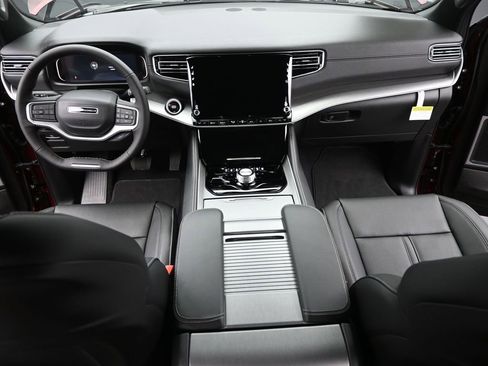 New 2026 Jeep Grand Wagoneer image 25