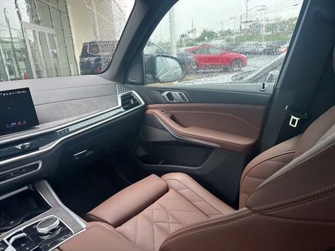 Used 2024 BMW X5 xDrive40i w/ Premium Package AWD/4WD image 22