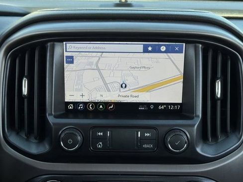 Used 2022 GMC Canyon AT4 image 18