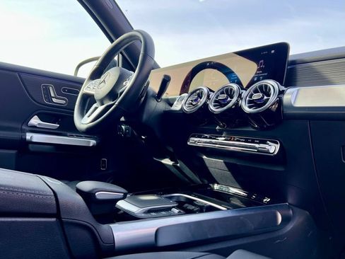 Certified 2023 Mercedes-Benz GLB 250 GLB 250 image 10