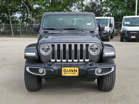 Used 2022 Jeep Gladiator Overland w/ Popular Equipment Package image 8