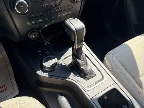 Used 2023 Ford Ranger XLT w/ Equipment Group 302A High AWD/4WD image 20