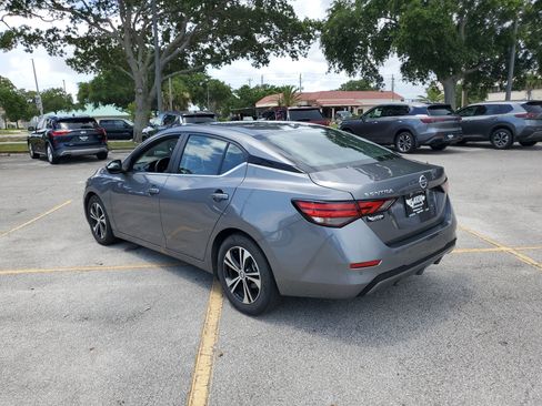 Used 2023 Nissan Sentra SV image 5