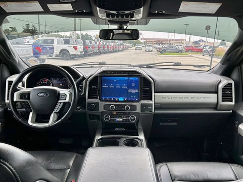 Used 2022 Ford F350 Lariat w/ Lariat Ultimate Package AWD/4WD image 31
