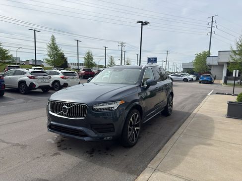 Used 2022 Volvo XC90 T6 Momentum w/ Advanced Package AWD/4WD image 7