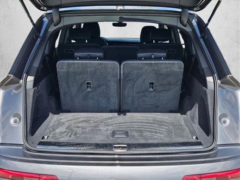 Used 2025 Audi Q7 3.0T Premium Plus AWD/4WD image 7