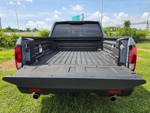 Used 2025 Honda Ridgeline RTL image 13