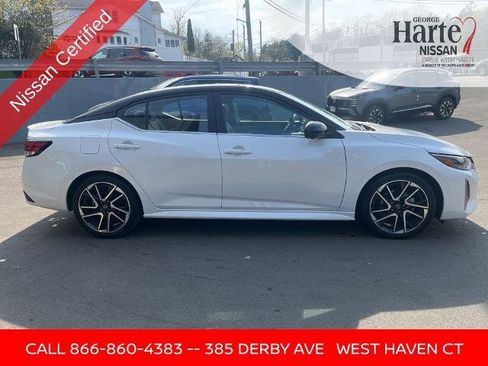Certified 2025 Nissan Sentra SR w/ SR Premium Package image 5