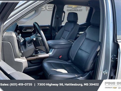 Used 2023 GMC Sierra 1500 Elevation w/ Elevation Premium Package AWD/4WD image 19
