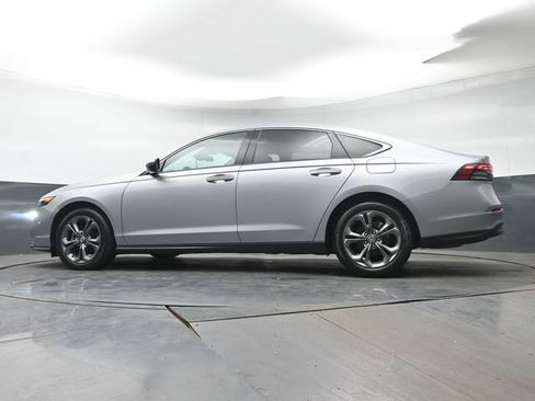 Used 2023 Honda Accord EX image 27