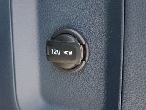 New 2026 Kia Carnival EX FWD image 18