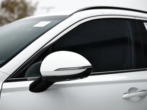 Used 2025 Genesis GV70 3.5T Sport w/ Sport Advanced Package image 12