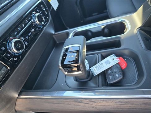 New 2026 GMC Sierra 1500 SLT w/ SLT Premium Package image 17