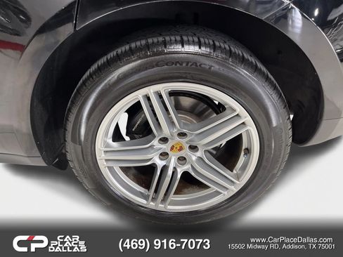 Used 2017 Porsche Macan AWD/4WD image 42