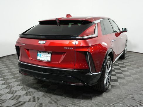 Used 2024 Cadillac Lyriq Tech w/ LPO, Floor Liner Package AWD/4WD image 5