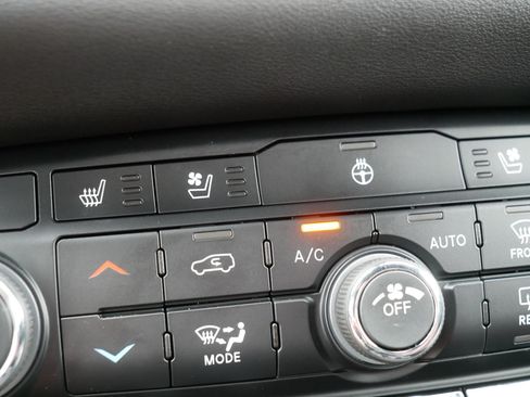 Used 2024 Dodge Durango R/T AWD/4WD image 33