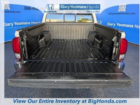 Used 2019 Toyota Tacoma SR5 image 16