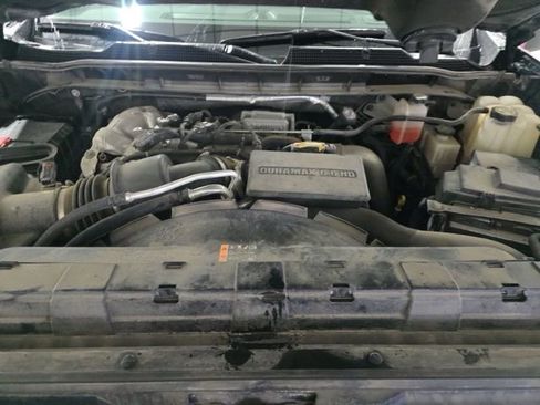 Used 2022 Chevrolet Silverado 2500 High Country w/ Safety Package II image 16