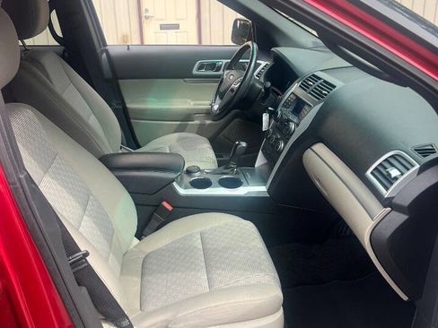 Used 2012 Ford Explorer XLT w/ Class III Trailer Tow Pkg image 15
