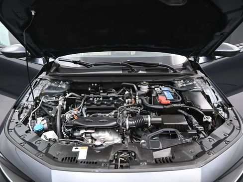 Used 2025 Honda Accord LX image 32